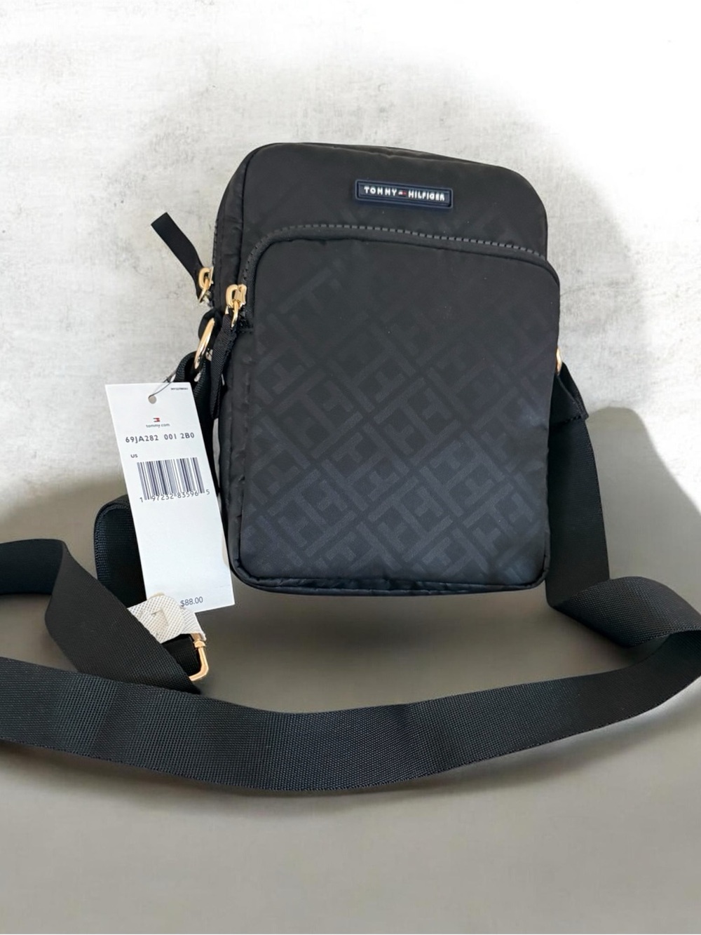 Tommy Hilfiger Black Quilted Logo-Print Messenger Bag